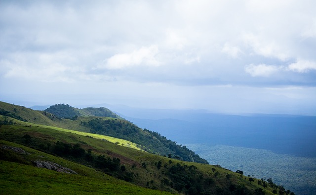 中超第3轮：无力抵抗，山东泰山连击梅州客家.